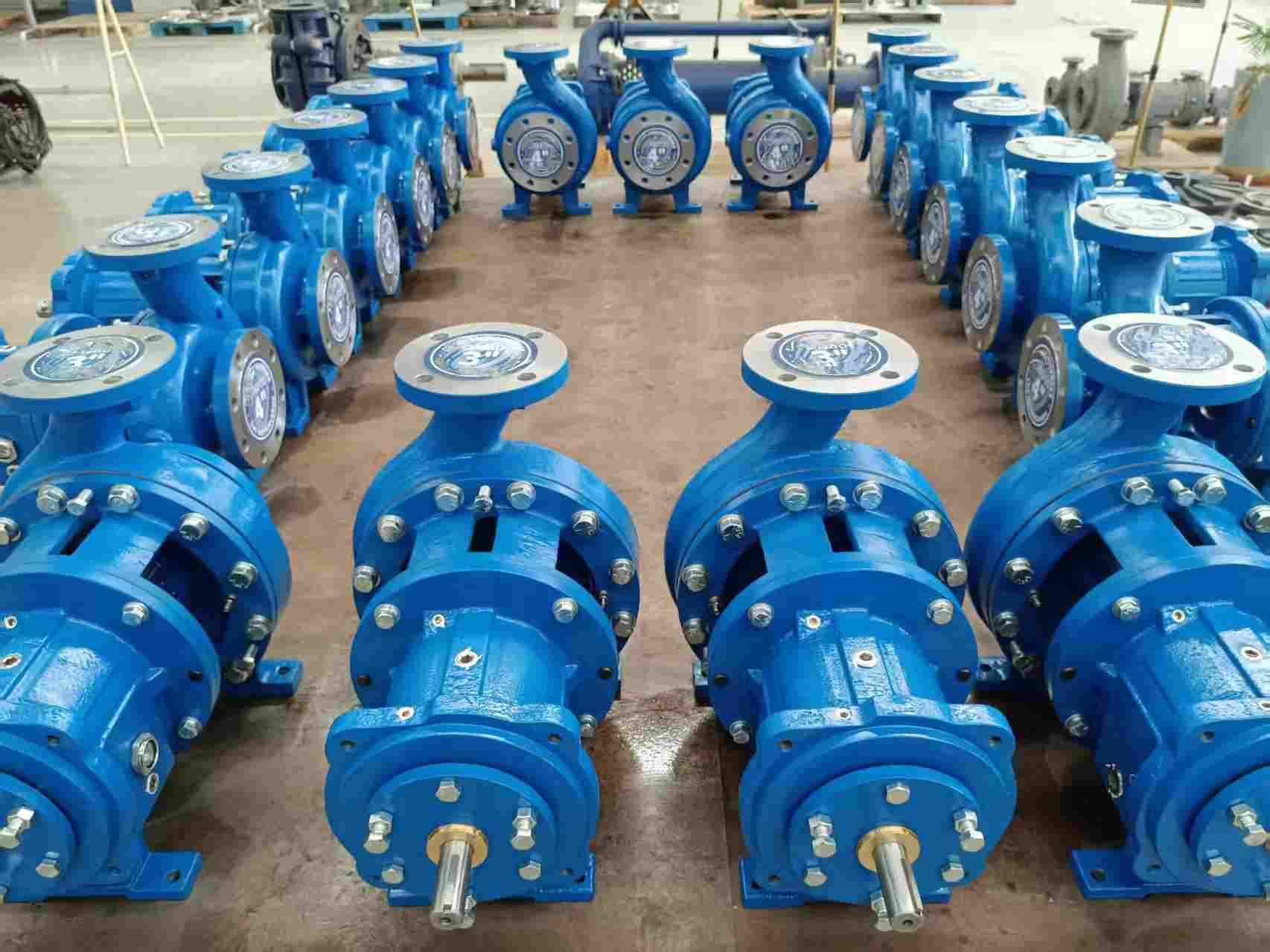 Успешна доставка и предстояща доставка на 20 помпи за химически процеси до европейски клиент